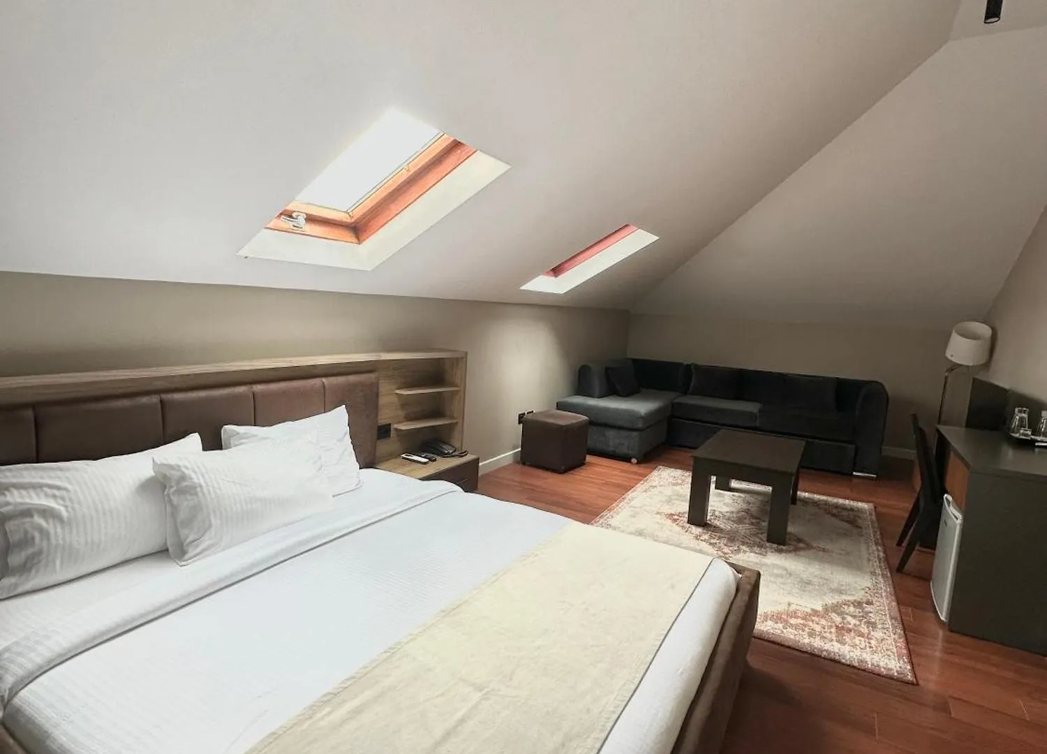 ***  Monun Boutique Hotel Tirana Albania